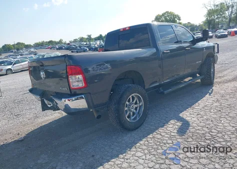 2022 Ram 2500 Tradesman 4X4 6'4 Box from USA, damaged, VIN 3C6UR5CL5NG126486